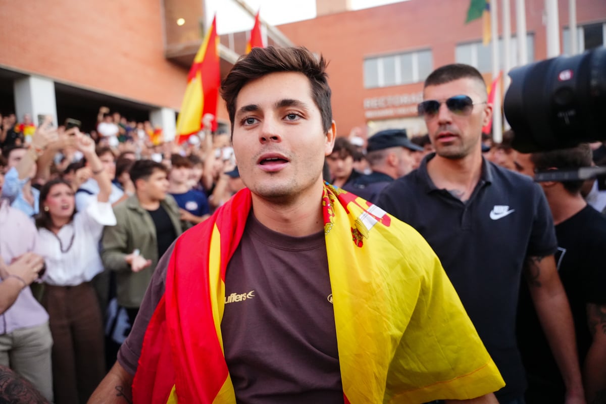 L'extrême droite Vito Quiles suspend sa tournée des universités pendant une semaine après les émeutes de Pampelune