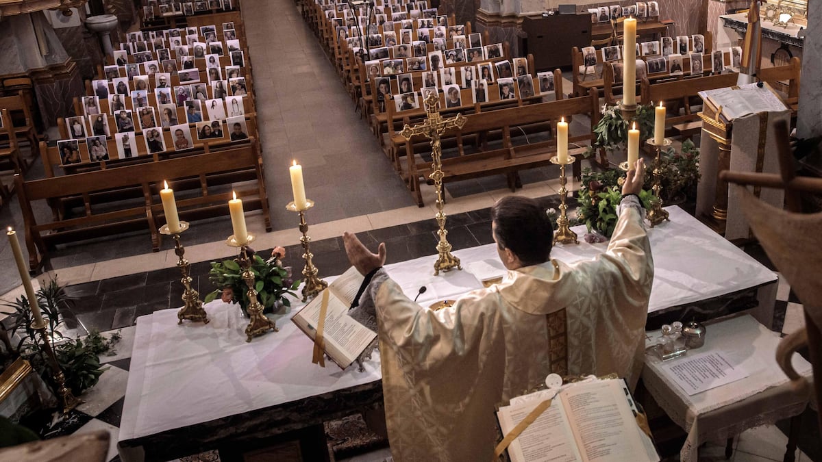 Moins de la moitié des catholiques soutiennent l'existence d'une boîte d'impôt sur le revenu des personnes physiques de l'Église