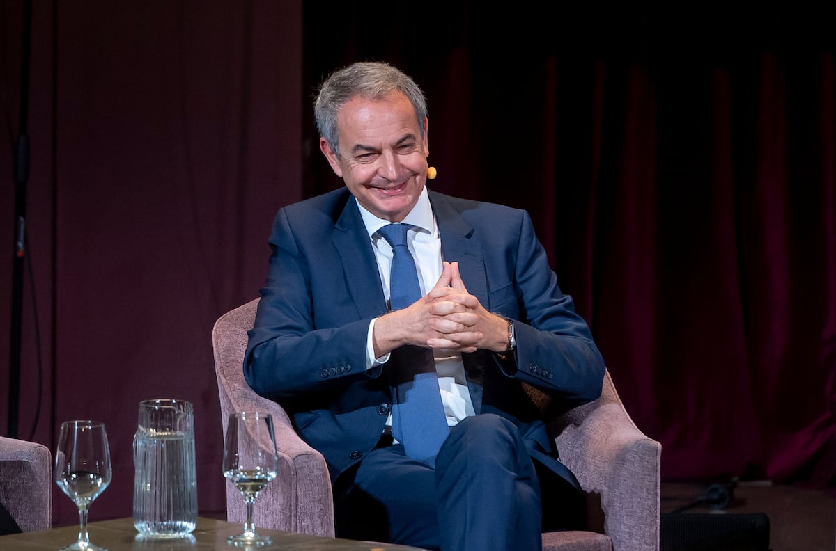 Zapatero estime que les souvenirs du roi émérite corroboreront le fait que Felipe VI « l'améliore »