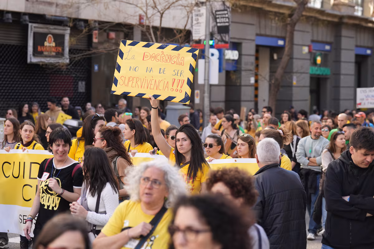 L'Éducation revoit à la hausse le suivi de la grève des enseignants, qui passe de 41% à 55%