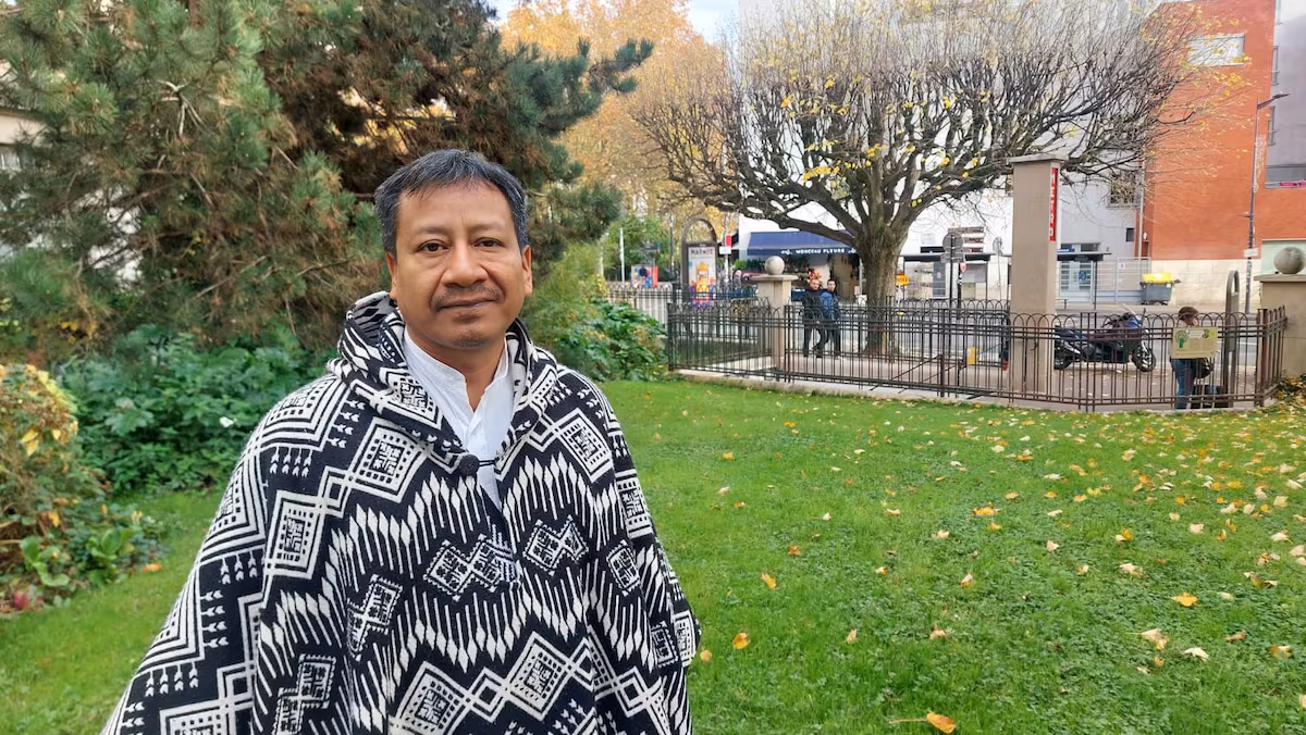 Hernando Chindoy, leader indigène et défenseur des droits humains : « Ce qui a marqué mon chemin, c'est la violence que nous subissons en tant que peuple »