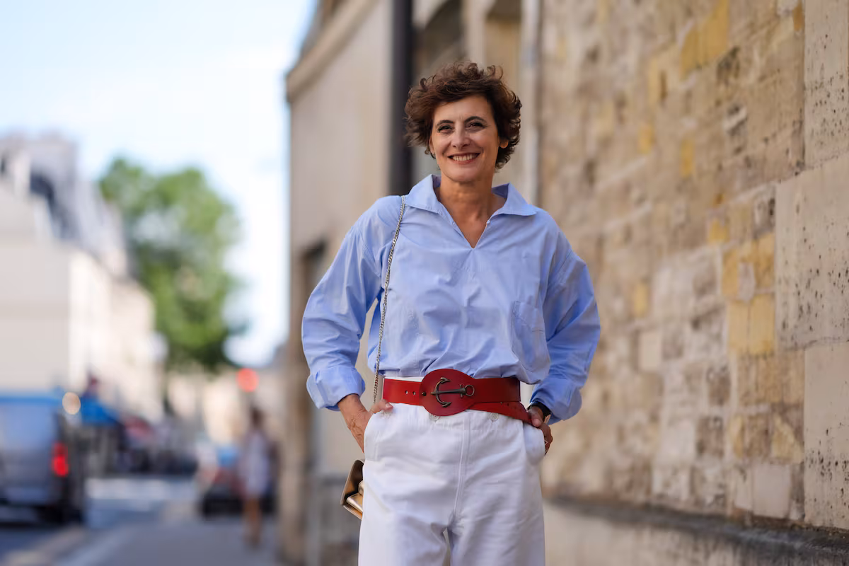 Inès de la Fressange : « Quand elle était enfant, une femme de 60 ans était grand-mère avec un chignon. Aujourd'hui, elle fait du sport, sort dîner, est active »