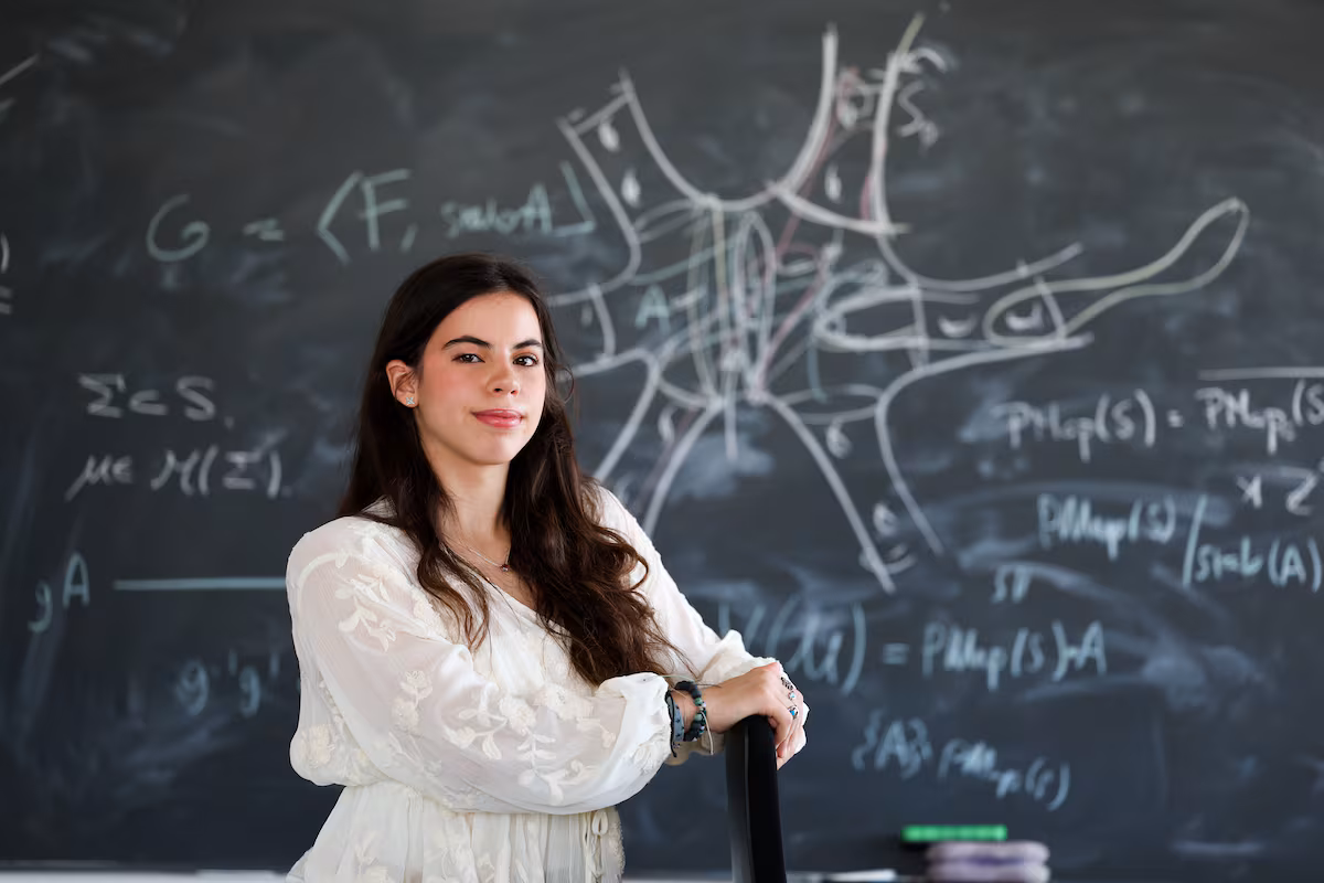 Voir la beauté là où d'autres voient les chiffres : le pool de jeunes mathématiciens de l'ICMAT ouvre de nouvelles inscriptions