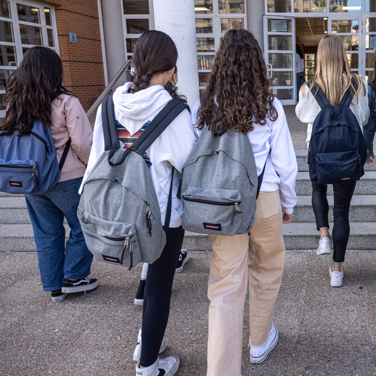 Le tribunal dépose la plainte de l'école pour injures contre les parents de la mineure qui s'est suicidée en 2021
