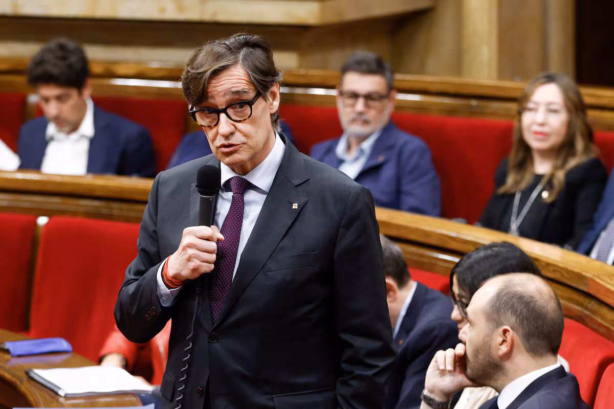 Non, la moitié des pays de l'OCDE n'ont pas de projet de police au sein d'institutions comme la Catalogne.