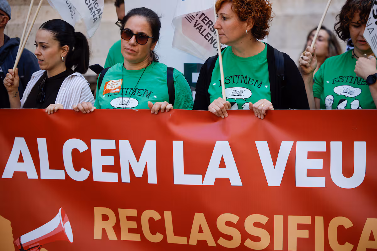L'éducation offre aux enseignants valenciens une augmentation de 75 euros par mois pendant trois ans : « La grève continue », répondent les syndicats