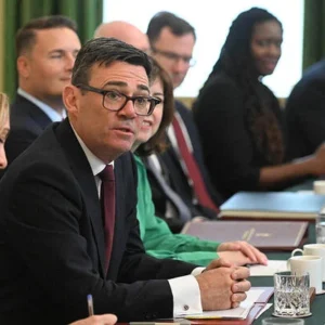 Le Premier ministre britannique Axes Science Agency nomme un nouveau secrétaire à l'Éducation