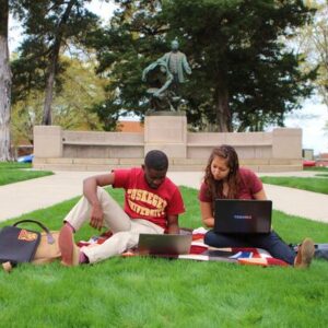 Le code vestimentaire de l’Université de Tuskegee suscite un débat