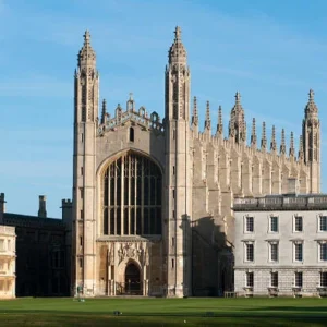 Un professeur vedette démissionne après que Cambridge ait ouvert une enquête