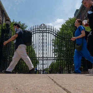 Mamdani dit qu'il veut que Columbia ouvre ses portes au public