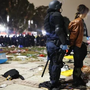 Les collèges ont adopté la « répression systémique » des manifestants