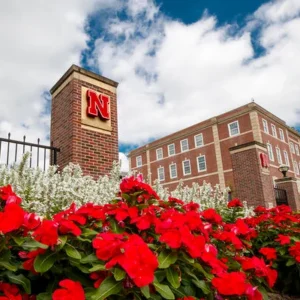 L'AAUP exhorte l'AUA à rejeter le Nebraska