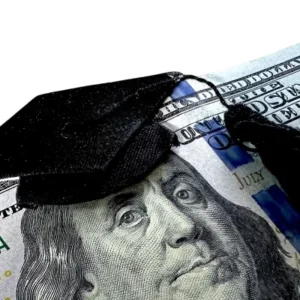 Les données du NCAN révèlent que les études universitaires deviennent encore moins abordables